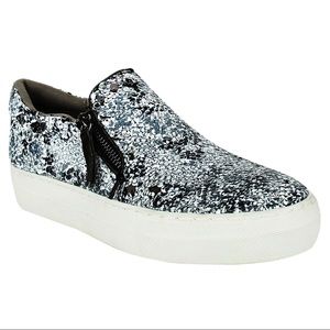 Not Rated Tim Slip in Sneaker with Dual Zipper